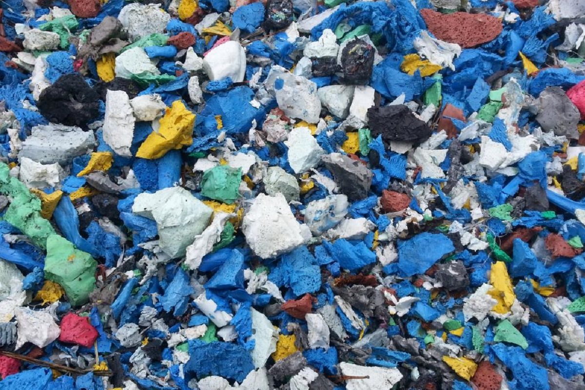 Mljevena plastika nakon drobljenja